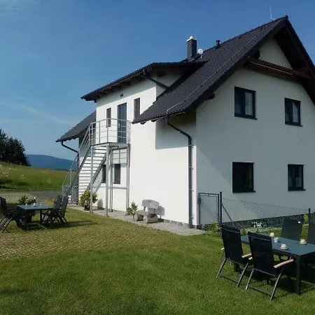 Apartment Kohoutek A Slepicka V Novohradskych Horach *