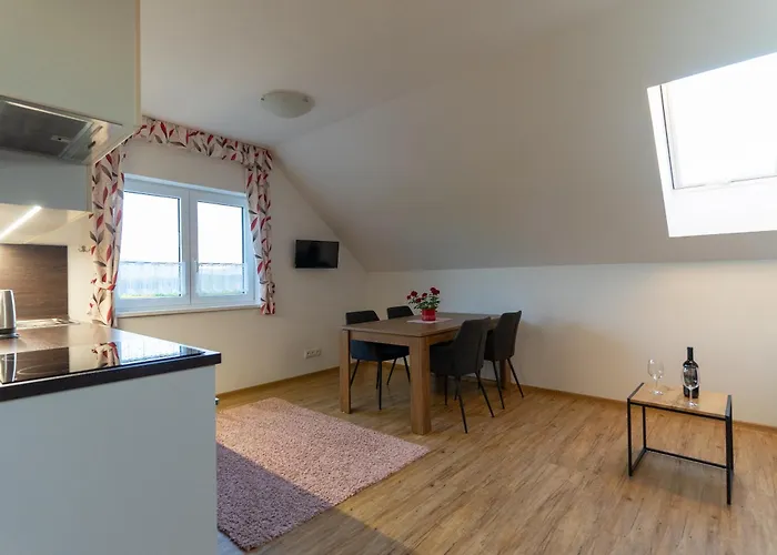 Kohoutek A Slepička V Novohradských Horách