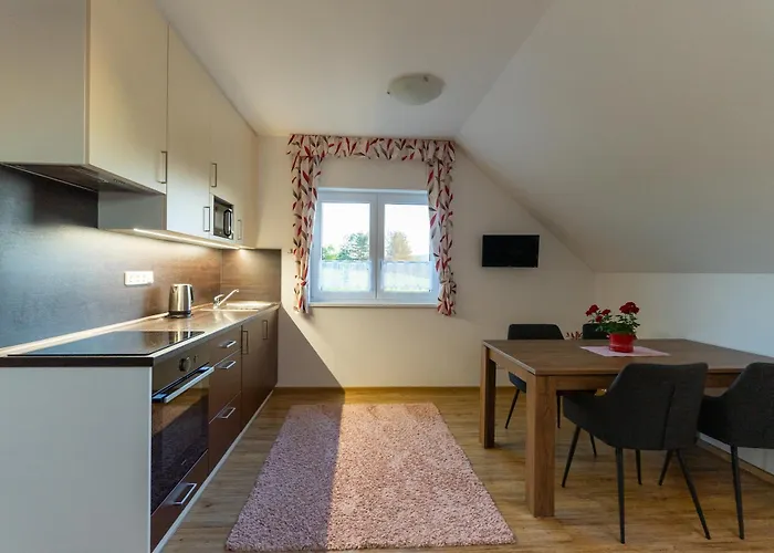 Kohoutek A Slepička V Novohradských Horách *