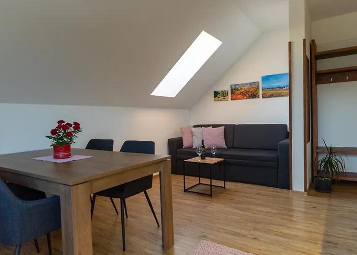 Kohoutek A Slepička V Novohradských Horách Apartamento